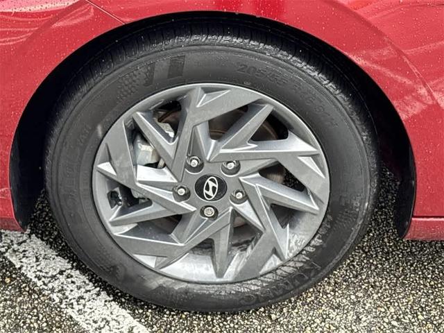 Photo of 2024 Red Hyundai ELANTRA