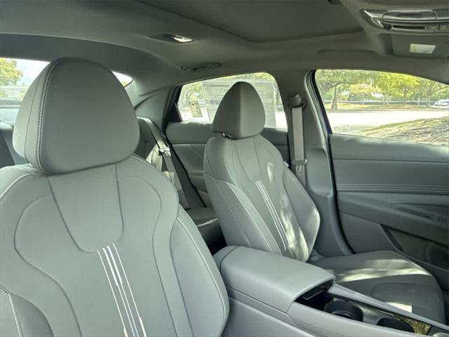 Photo of 2025 Intense Blue Hyundai ELANTRA
