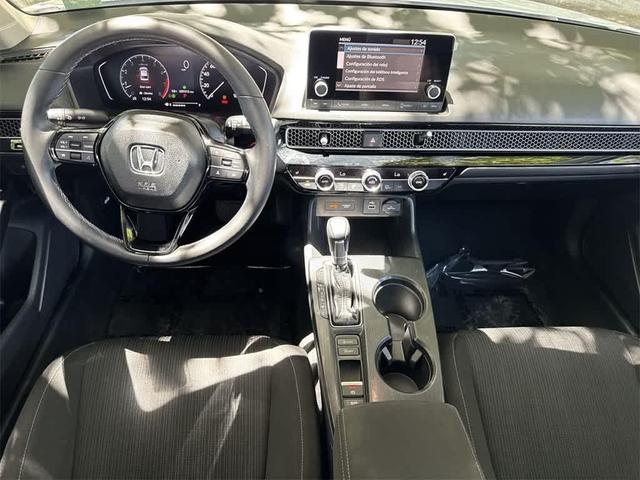Photo of 2022 Platinum White Pearl Honda Civic
