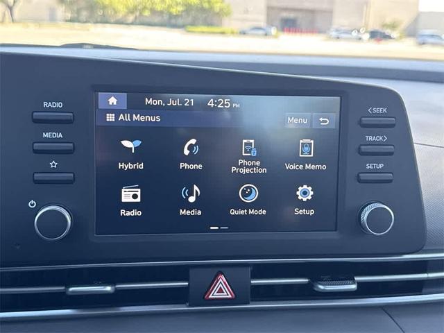 Photo of 2025 White Hyundai ELANTRA HEV
