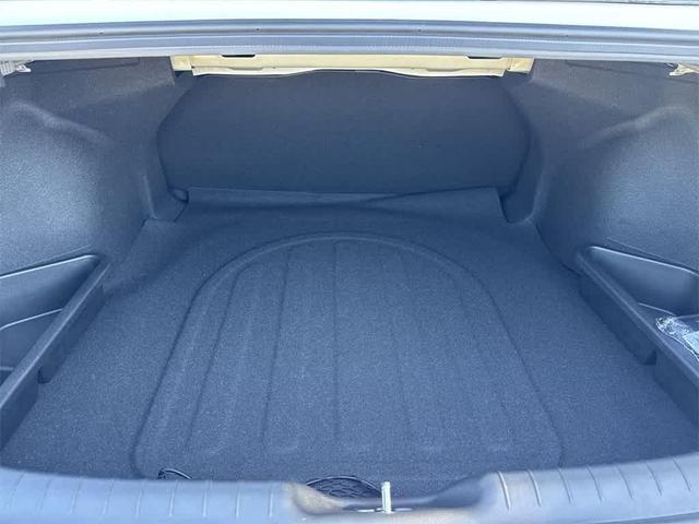 Photo of 2025 White Hyundai ELANTRA HEV