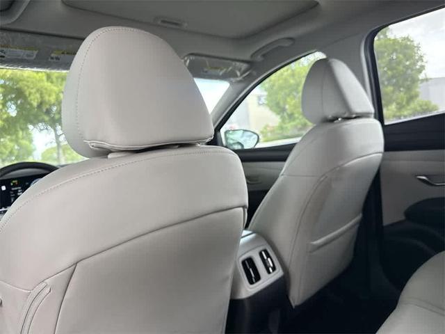 Photo of 2025 Phantom Black Hyundai TUCSON