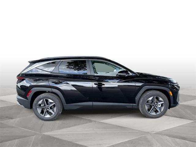Photo of 2025 Phantom Black Hyundai TUCSON