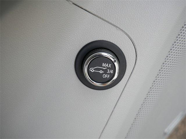 Photo of 2023 Summit White GMC Acadia