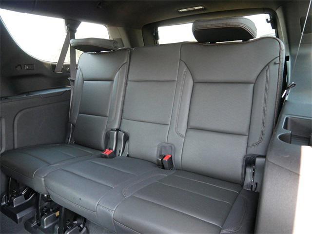Photo of 2022 Black Chevrolet Suburban