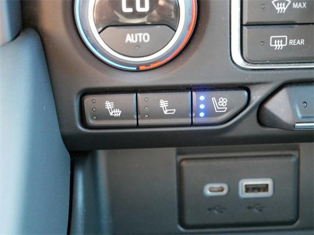 Photo of 2022 Black Chevrolet Suburban
