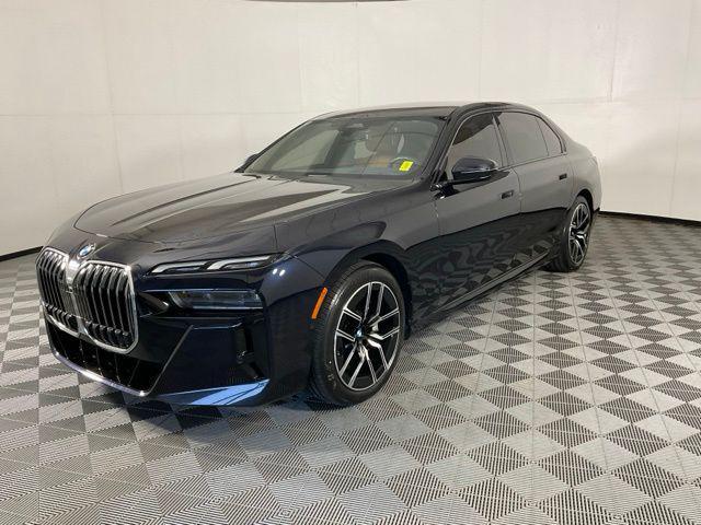 2023 BMW 740
