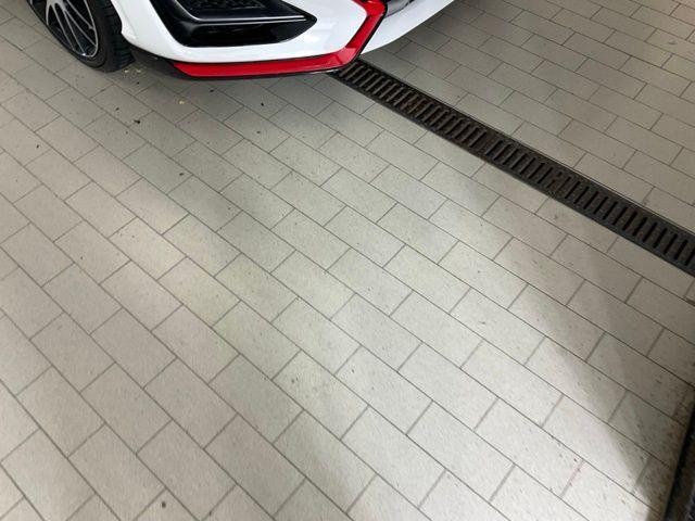 Photo of 2024 Aventurin Red Metallic BMW i7