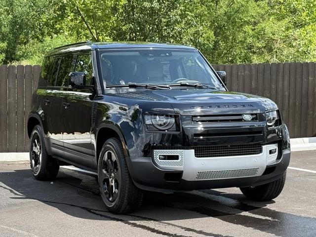Photo of 2025 Santorini Black Metallic Land Rover Defender