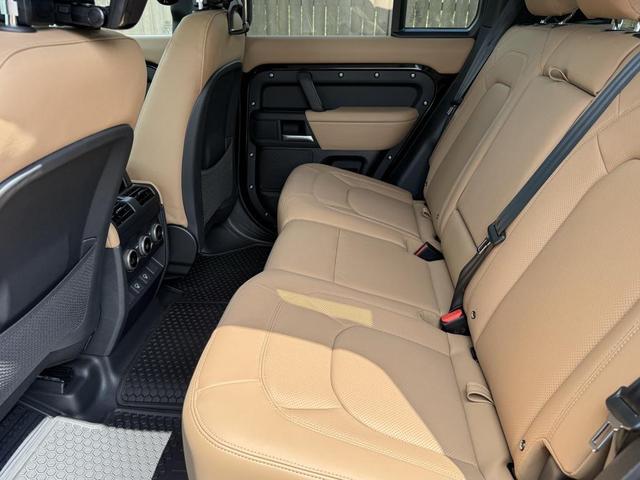Photo of 2025 Santorini Black Metallic Land Rover Defender