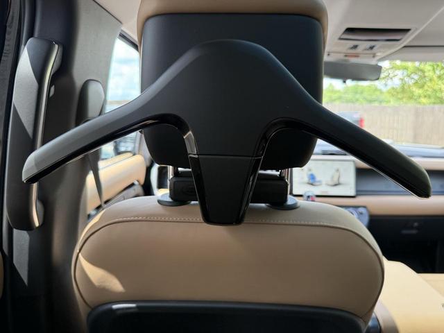 Photo of 2025 Santorini Black Metallic Land Rover Defender