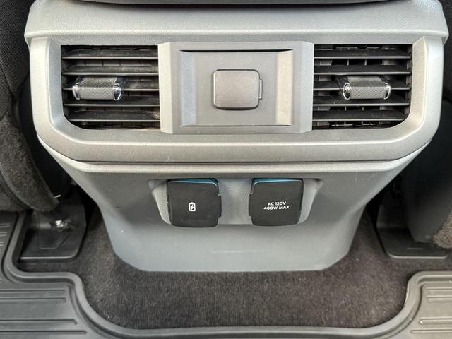 Photo of 2021 Iconic Silver Metallic Ford F-150