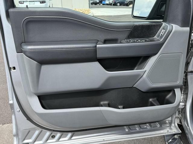 Photo of 2021 Iconic Silver Metallic Ford F-150