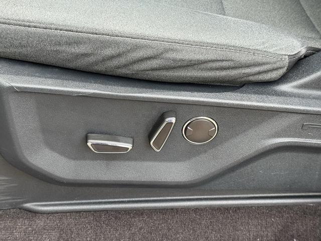 Photo of 2021 Iconic Silver Metallic Ford F-150