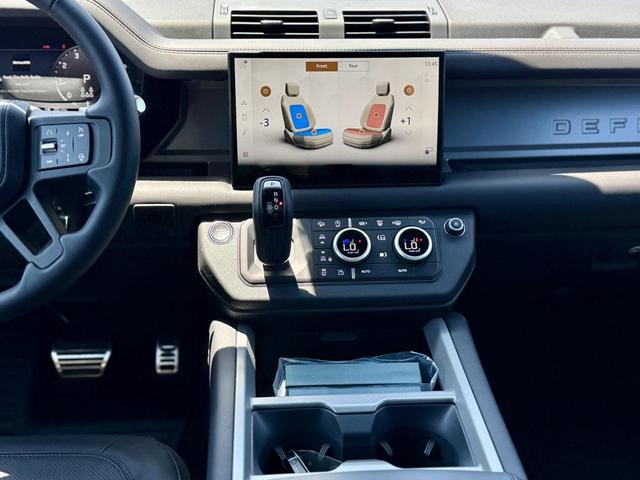 Photo of 2025 Santorini Black Metallic Land Rover Defender