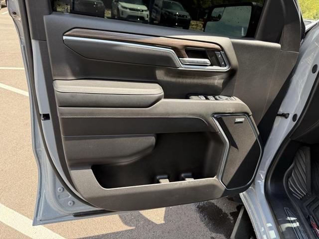 Photo of 2024 Slate Gray Metallic Chevrolet Silverado 1500