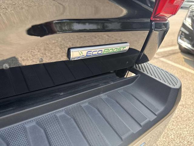 Photo of 2022 Agate Black/Carbonized Gray Ford F-150