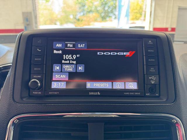 Photo of 2017 Gray Dodge Grand Caravan
