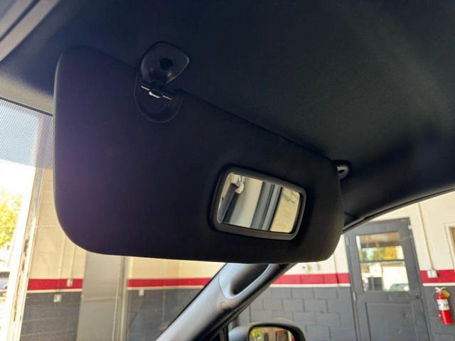 Photo of 2017 Gray Dodge Grand Caravan