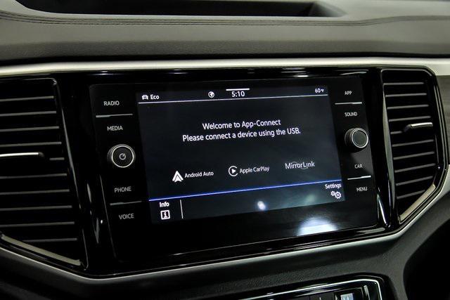 Photo of 2022 White Volkswagen Atlas
