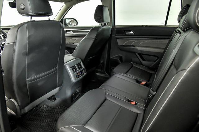 Photo of 2022 White Volkswagen Atlas