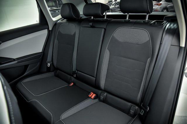 Photo of 2025 Pure White Volkswagen Taos
