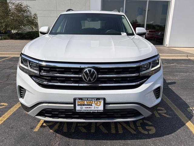Photo of 2023 Pure White Volkswagen Atlas