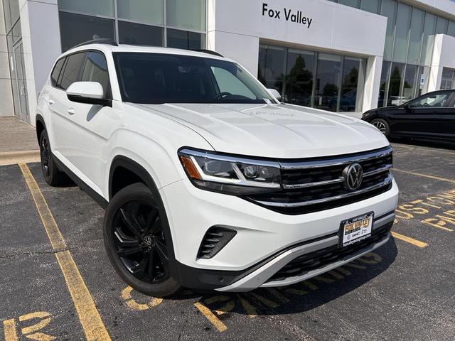 Photo of 2023 Pure White Volkswagen Atlas