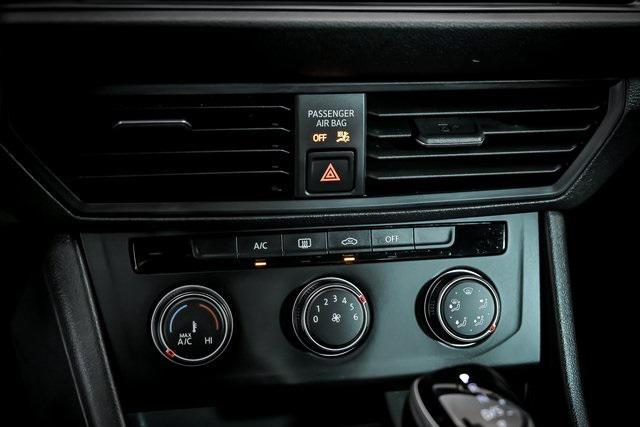 Photo of 2022 Blue Metallic Volkswagen Jetta