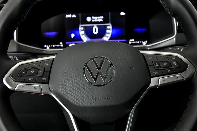 Photo of 2025 Deep Black Pearl Volkswagen Taos