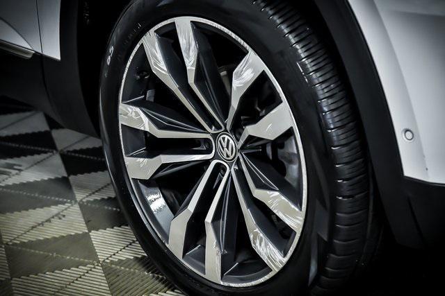 Photo of 2019 Pure White Volkswagen Atlas