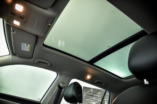 Photo of 2019 Pure White Volkswagen Atlas