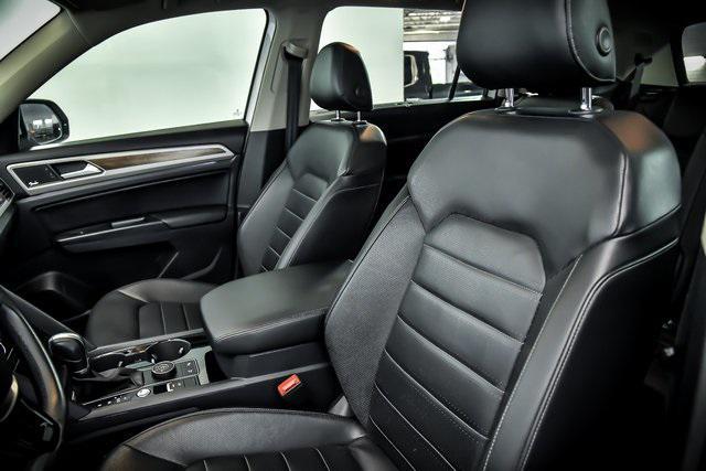 Photo of 2019 Pure White Volkswagen Atlas