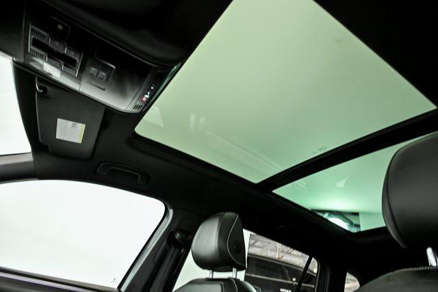 Photo of 2022 Gray Volkswagen Tiguan