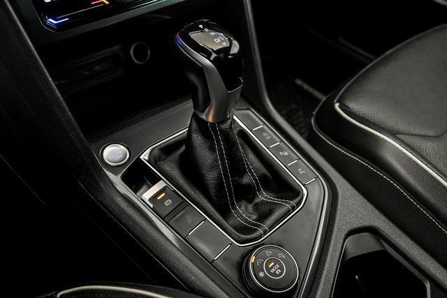 Photo of 2022 Gray Volkswagen Tiguan