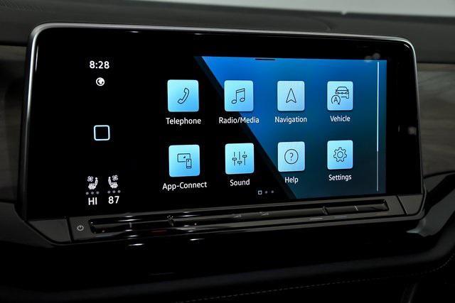 Photo of 2025 Platinum Gray Metallic Volkswagen Atlas