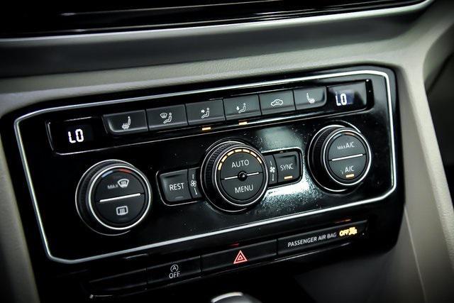Photo of 2022 Black Volkswagen Atlas