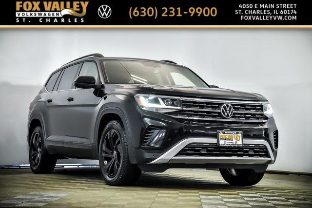 Photo of 2022 Black Volkswagen Atlas