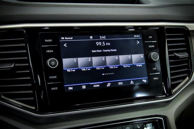 Photo of 2022 Black Volkswagen Atlas