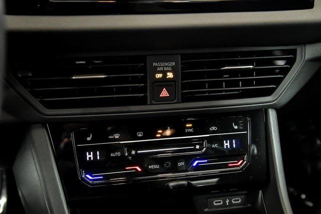 Photo of 2025 Silver Volkswagen Jetta