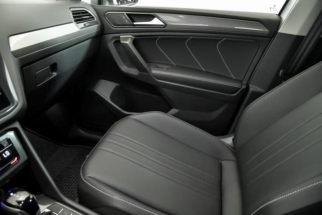 Photo of 2022 White Volkswagen Tiguan