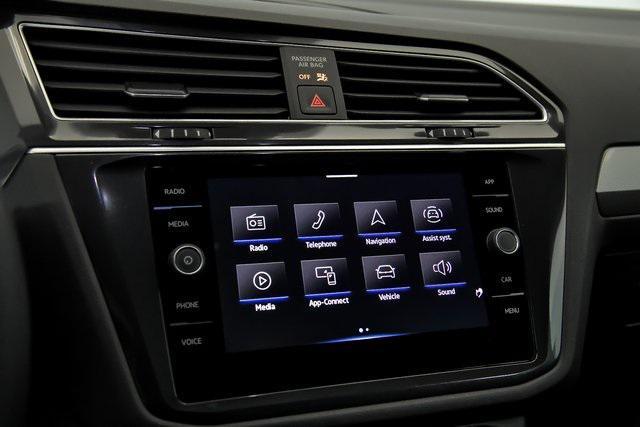 Photo of 2022 White Volkswagen Tiguan