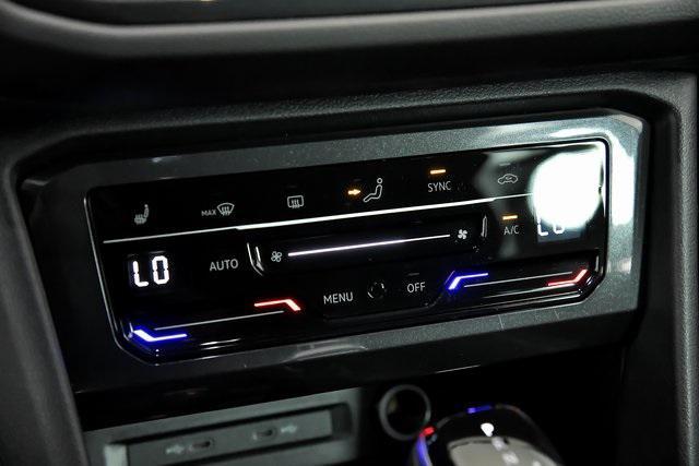 Photo of 2022 White Volkswagen Tiguan