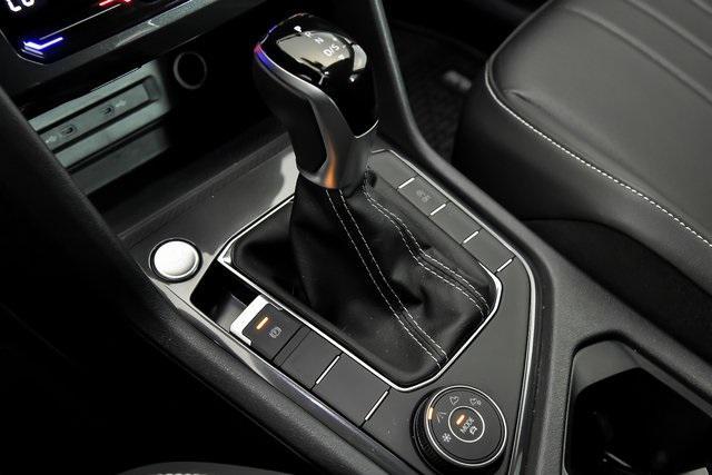 Photo of 2022 White Volkswagen Tiguan
