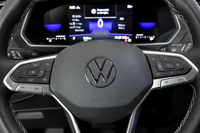 Photo of 2022 White Volkswagen Tiguan