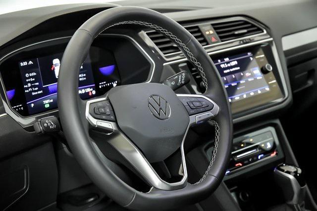 Photo of 2022 White Volkswagen Tiguan