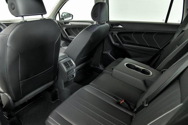 Photo of 2022 White Volkswagen Tiguan