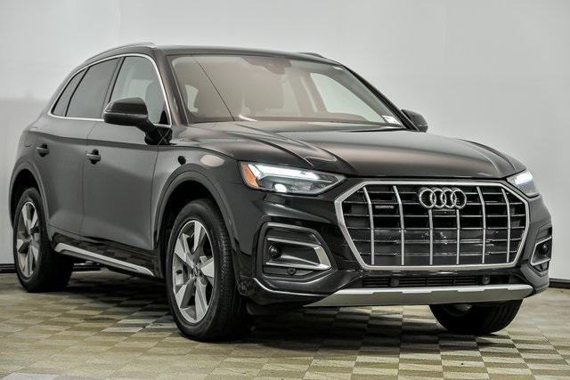 Photo of 2023 Black Audi Q5