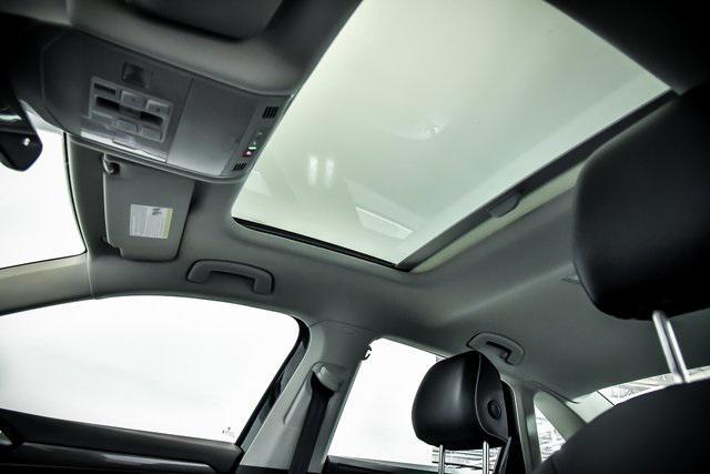 Photo of 2025 Deep Black Pearl Volkswagen Jetta