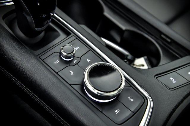 Photo of 2022 Stellar Black Metallic Cadillac XT5